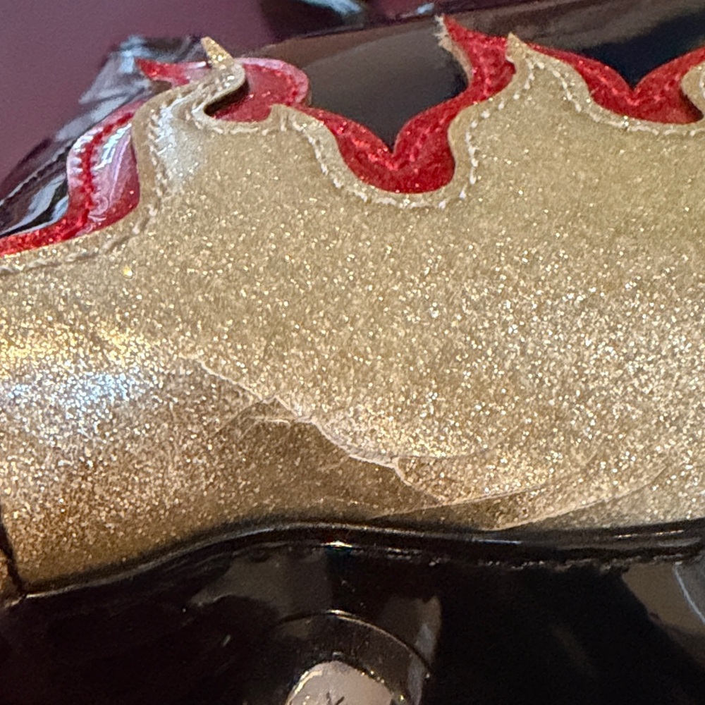 Lux de Ville Black and Gold Flame Shoulder Bag - Picture 2 of 4